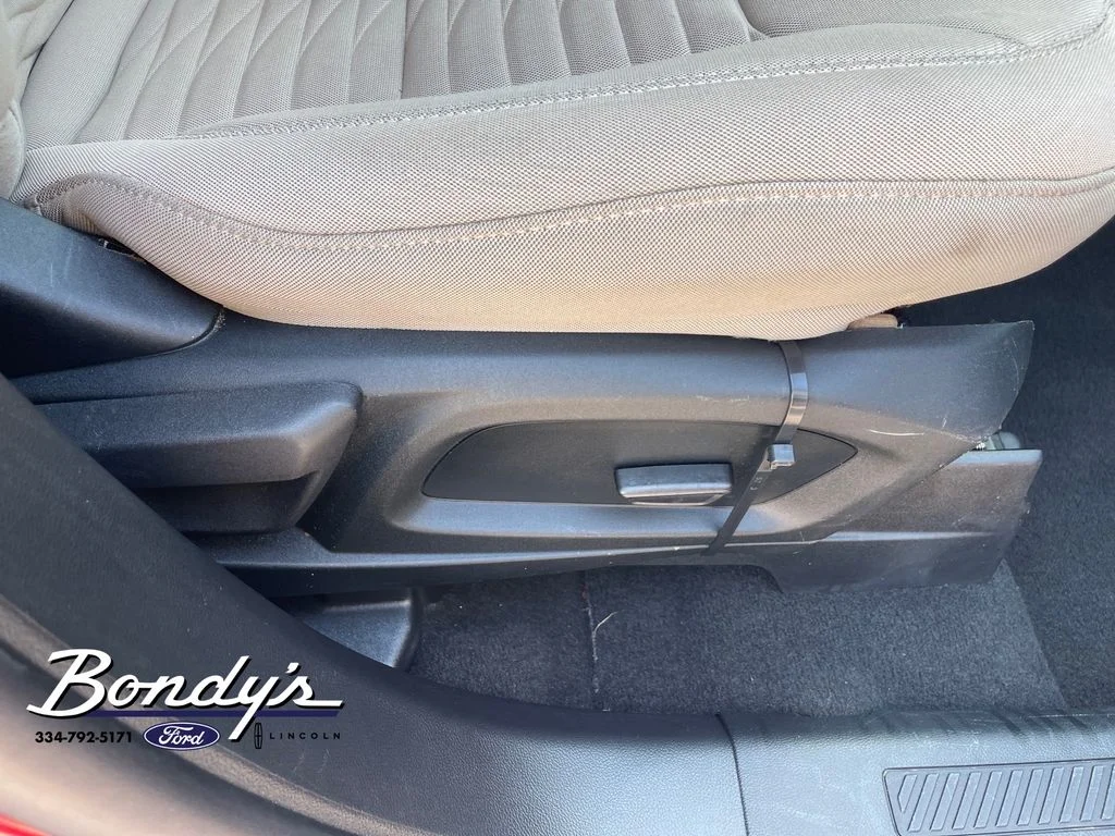 Used 2021 Red Metallic Ford XLT image 17