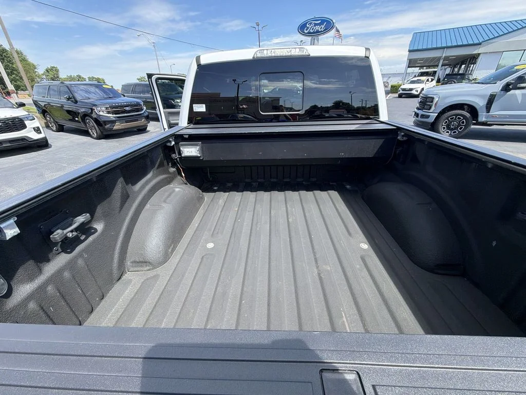 Used 2017 White Ford Raptor image 30