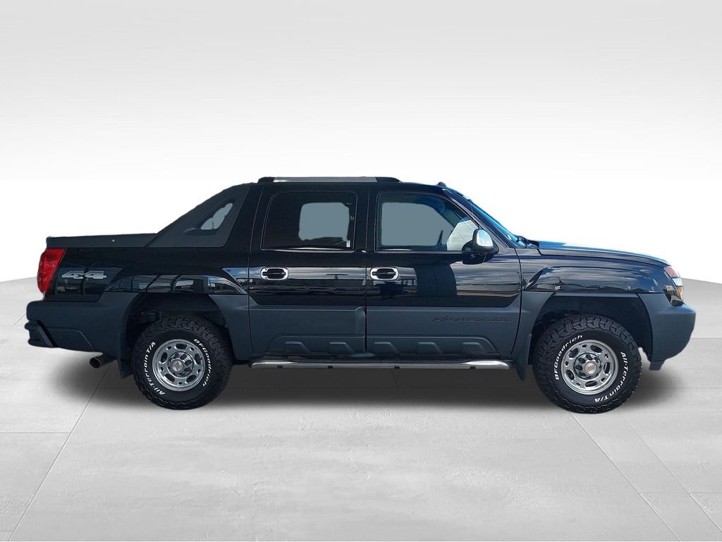 Used 2004 Black Chevrolet Base image 6