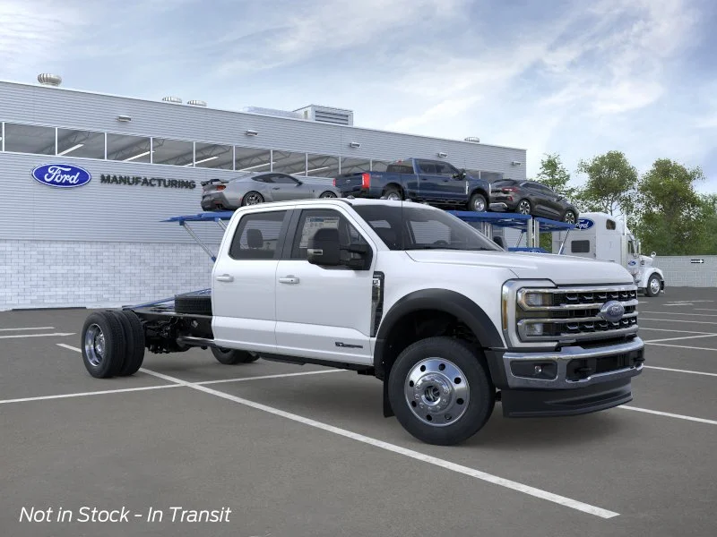 New 2026 Star White Metallic Tri-Coat Ford F-550® LARIAT® image 7
