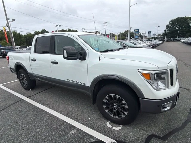 Used 2018 White Nissan PRO-4X image 3