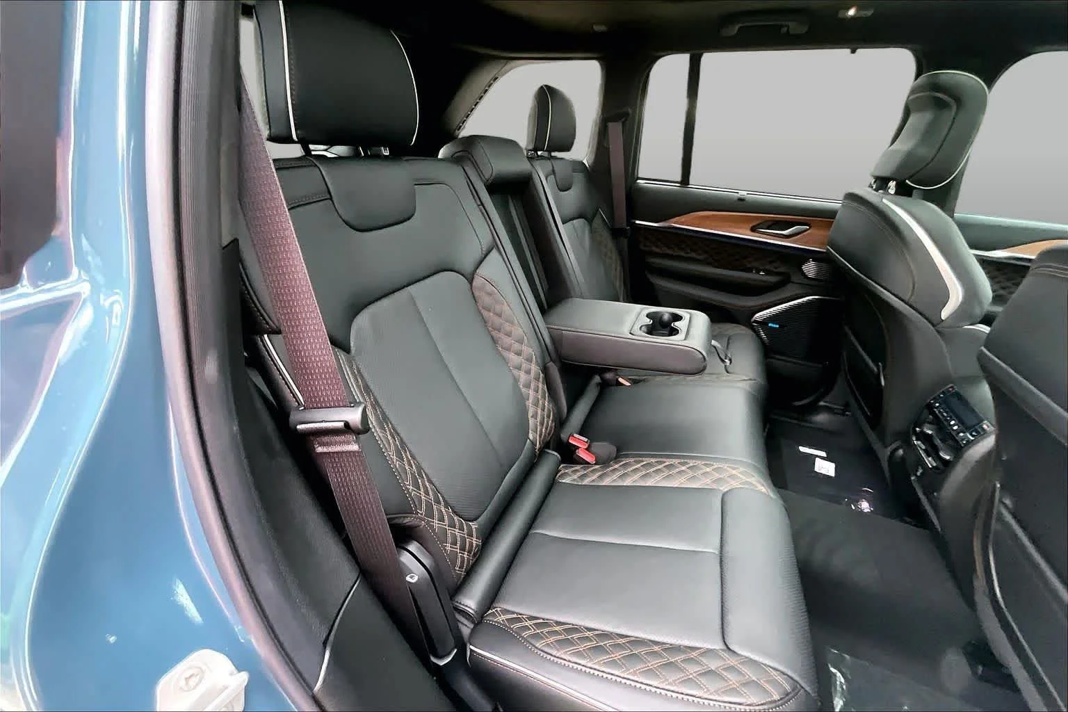 New 2026 Steel Blue Exterior Paint Jeep Summit image 22