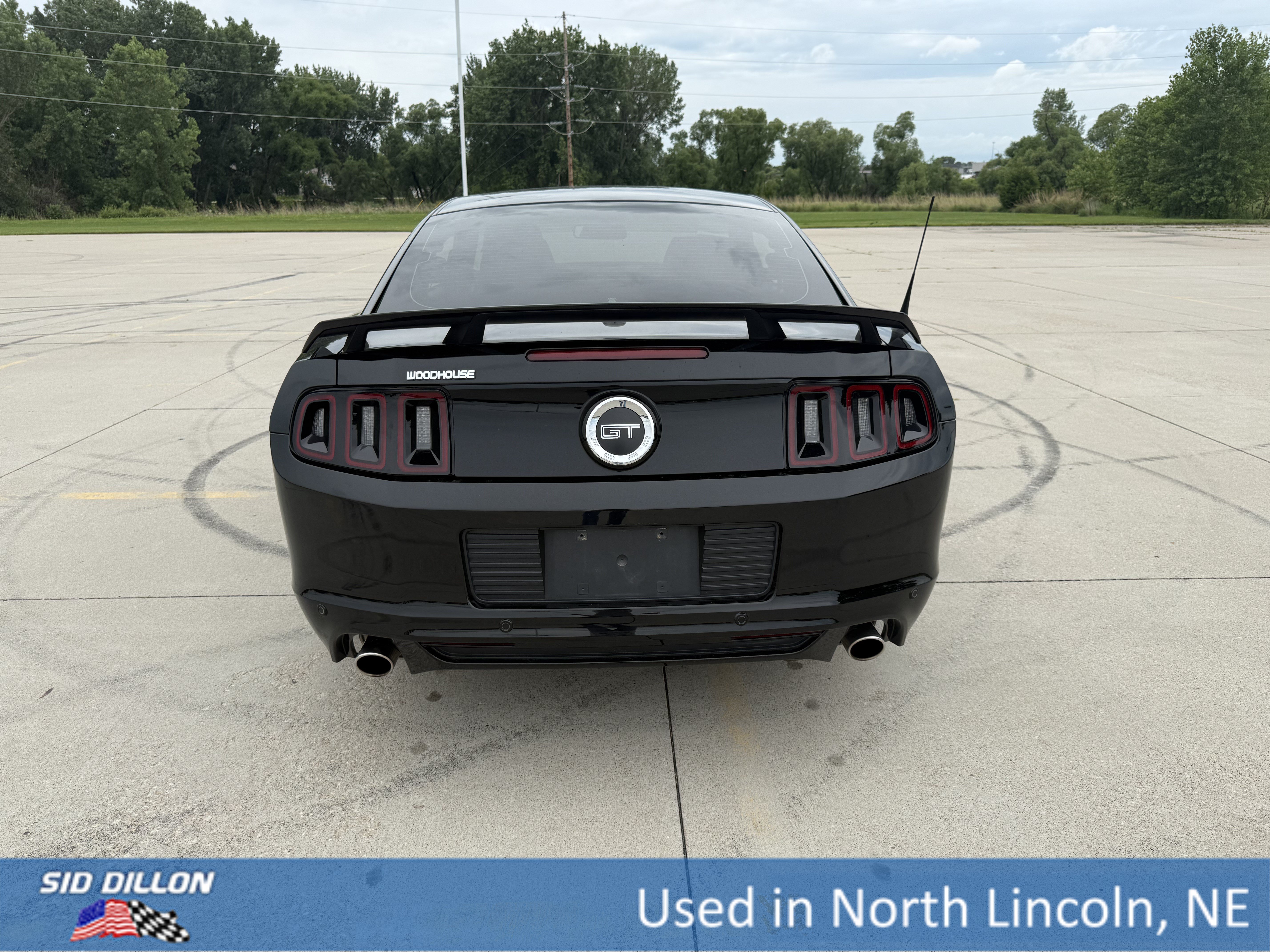 Used 2014 Black Ford GT Premium image 5