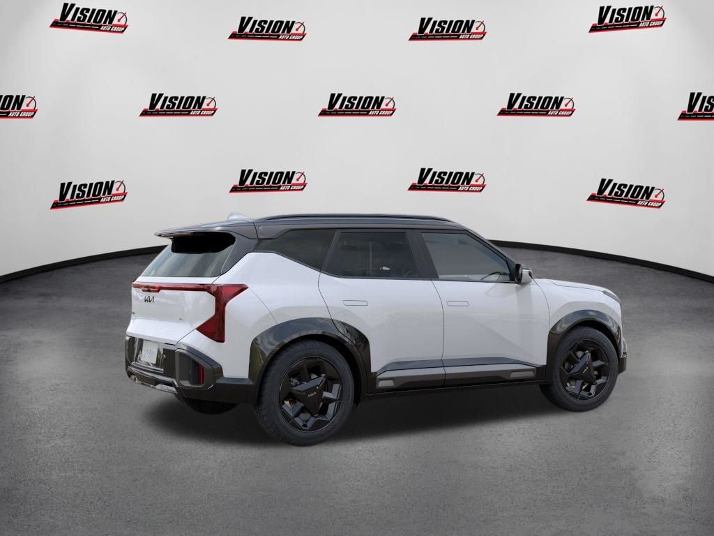 New 2027 Snow White Pearl / Black Roof Kia X-Line S image 6
