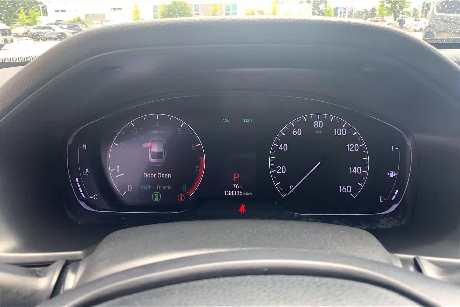 Used 2018 Lunar Silver Metallic Honda LX 1.5T image 25