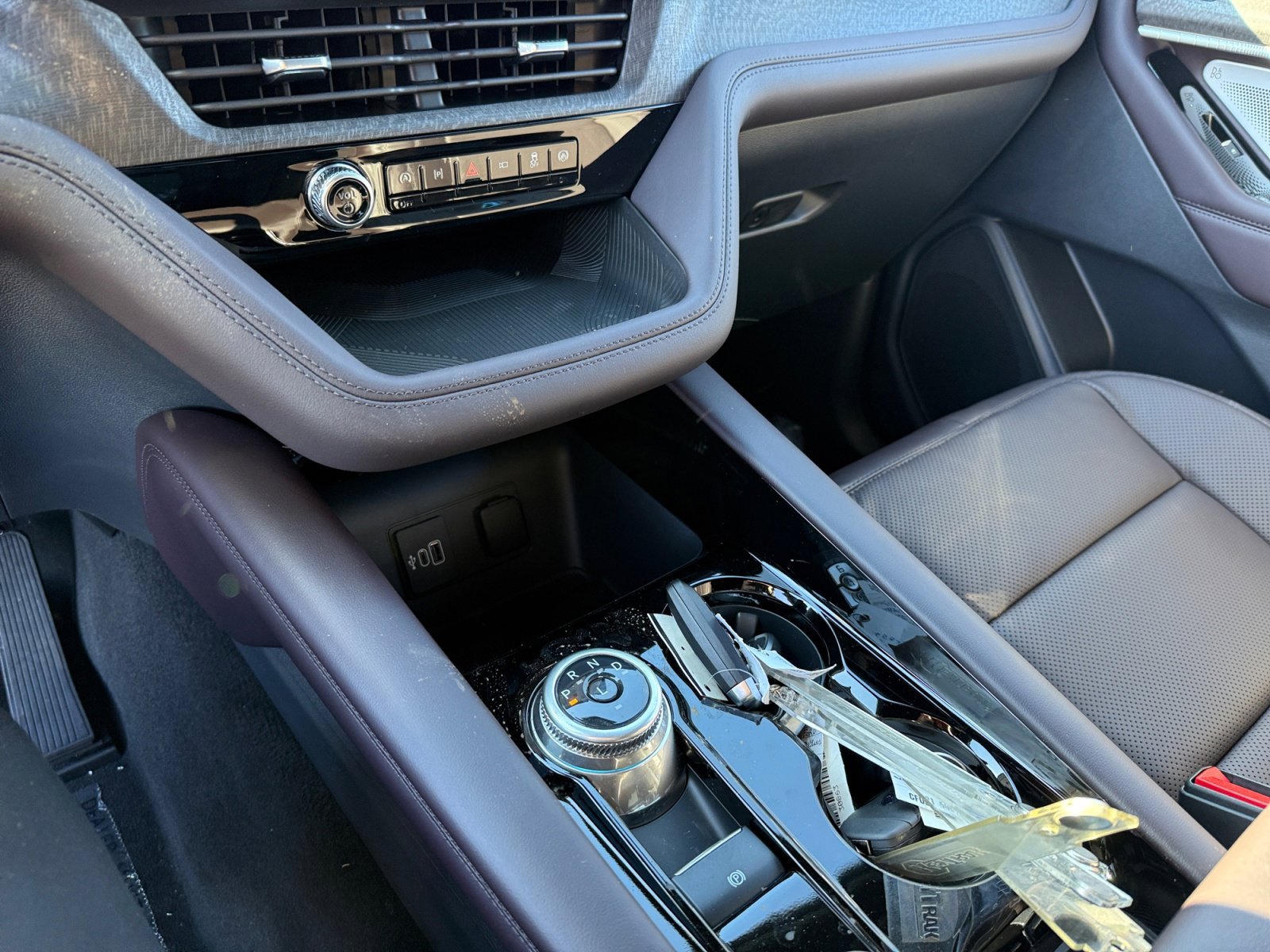 New 2026 Agate Black Metallic Ford Platinum™ image 13