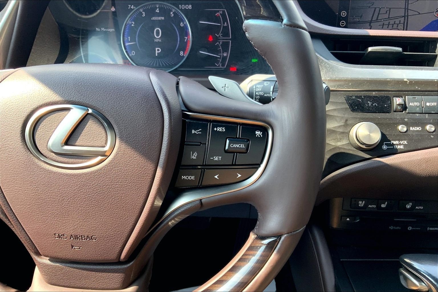 Used 2021 Green Lexus 350 image 23