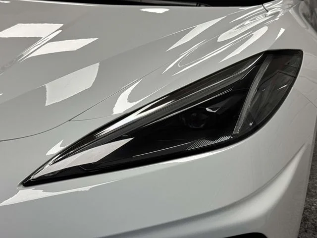 Used 2020 White Chevrolet Stingray image 14