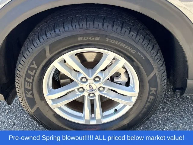 Used 2023 Gray Ford XLT image 12