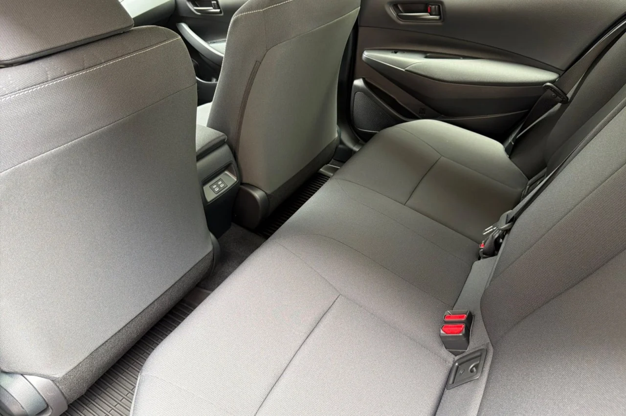 Used 2025 Blueprint Toyota Hybrid LE image 11