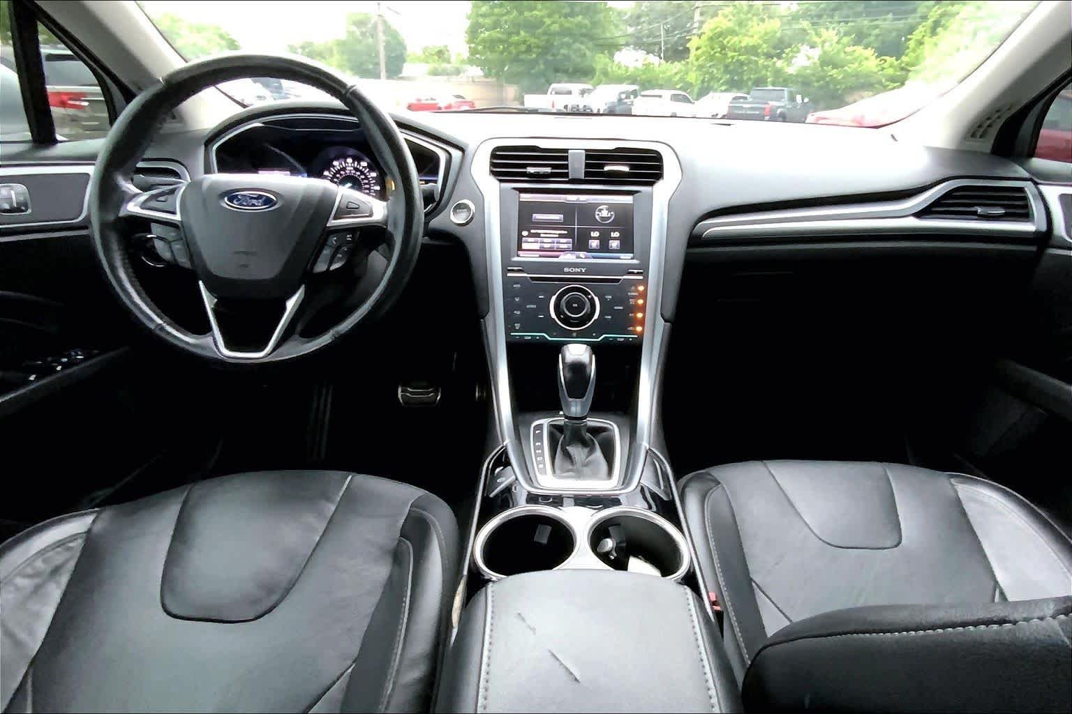 Used 2014 Ingot Silver Metallic Ford Titanium image 15