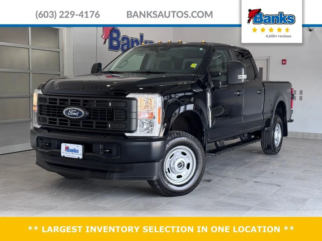 2025 Ford F-250 XL 4x4 Crew Cab 6-3/4' Box's photo
