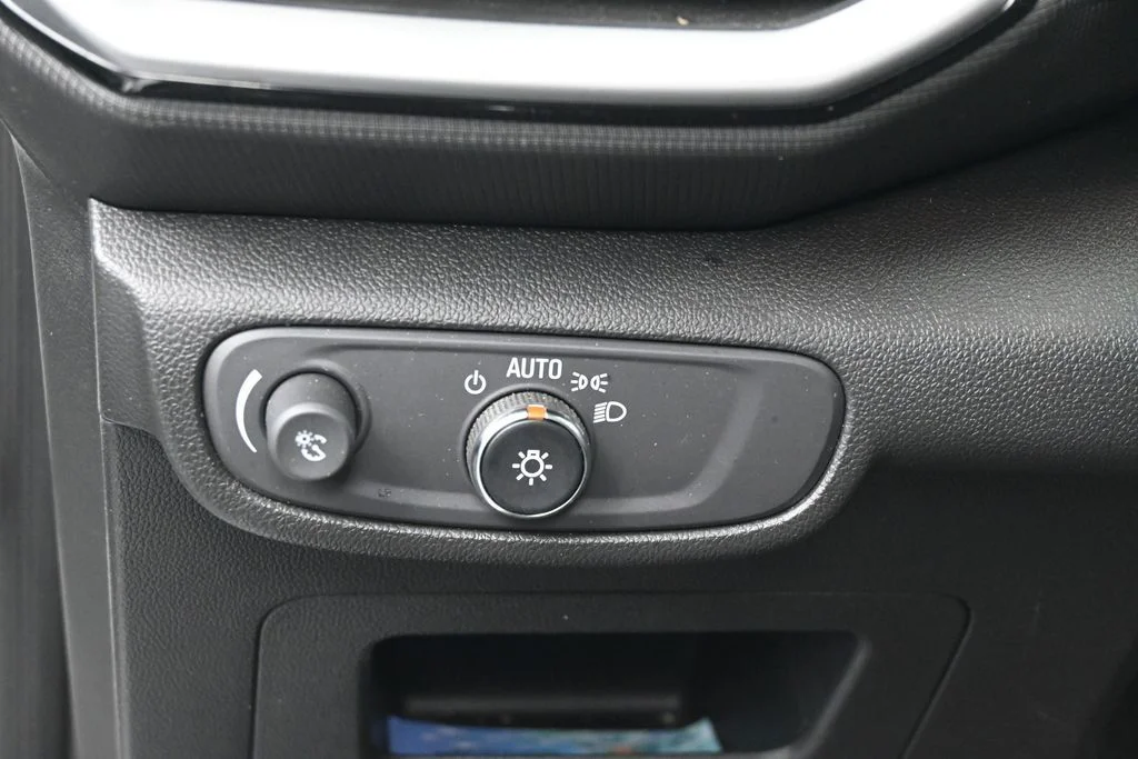 Used 2023 Summit White Chevrolet LS image 14