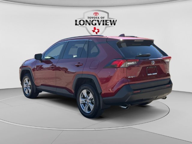 Certified Used 2025 Pearl Toyota XLE image 3