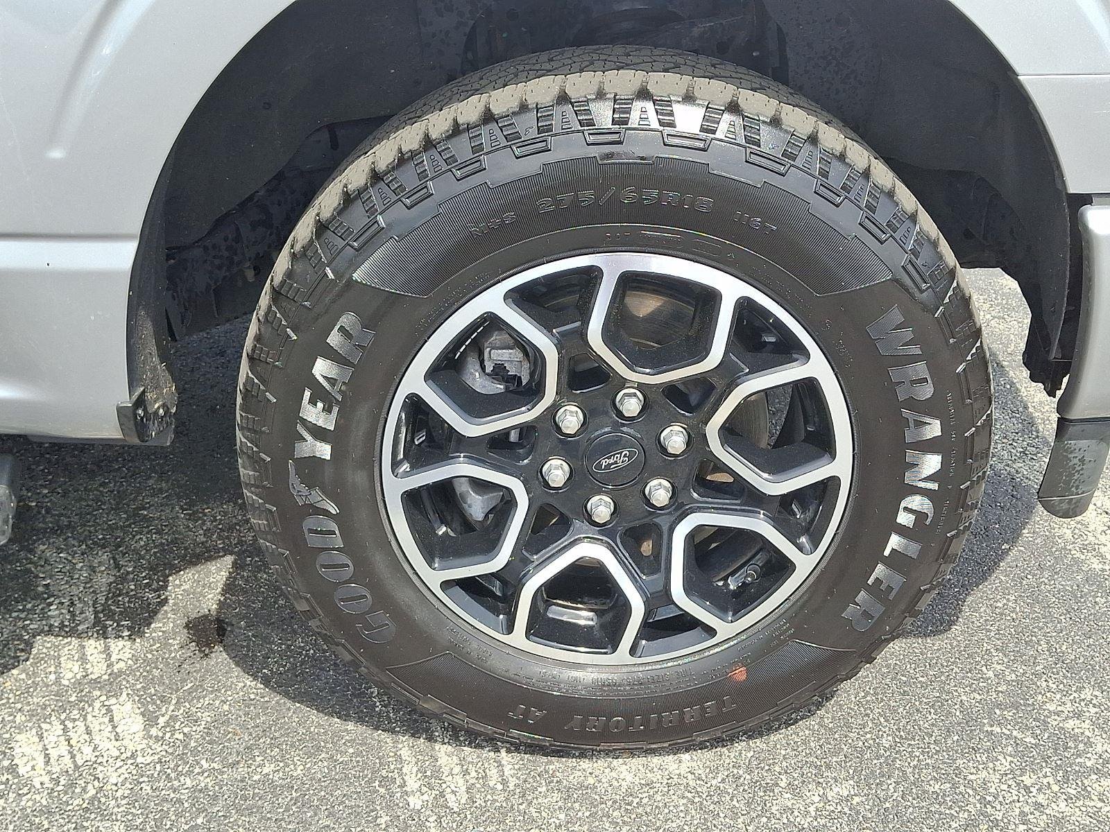 Certified Used 2023 Iconic Silver Ford XLT image 8