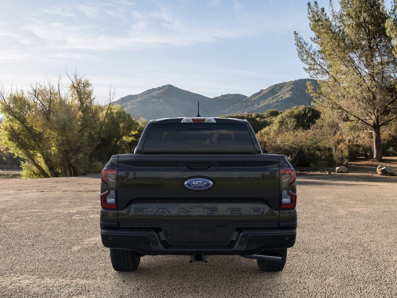 New 2025 Shadow Black Ford XLT image 26