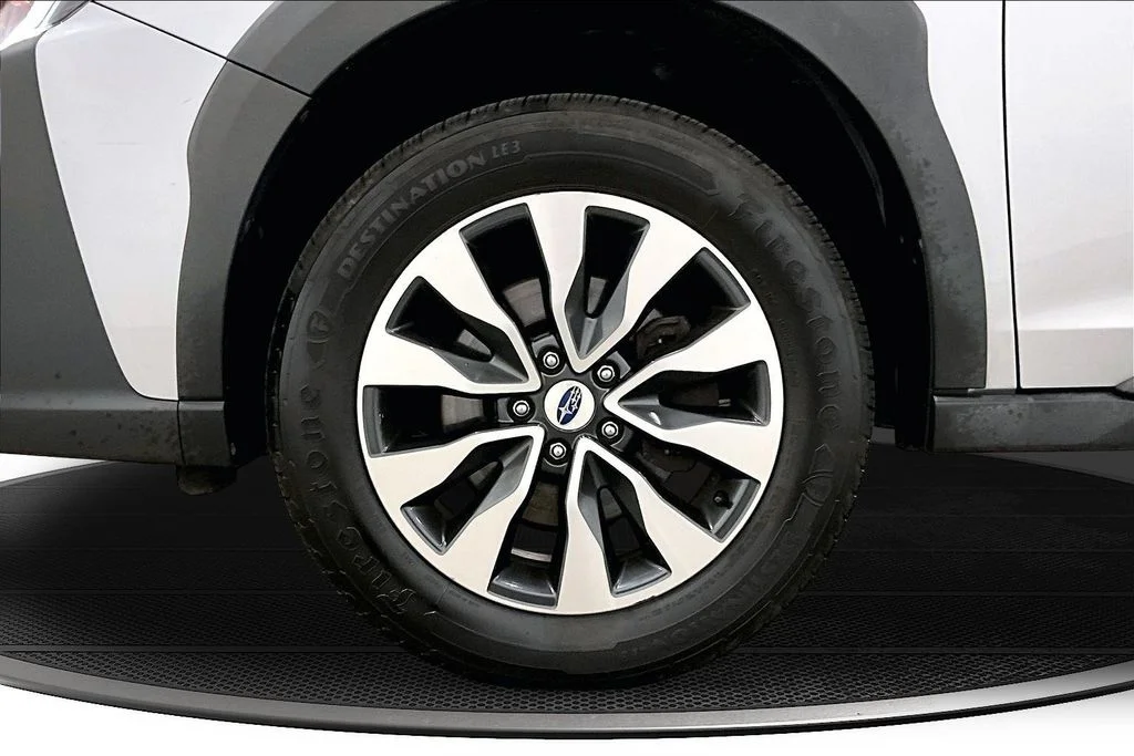 Used 2023 Silver Subaru Limited image 33