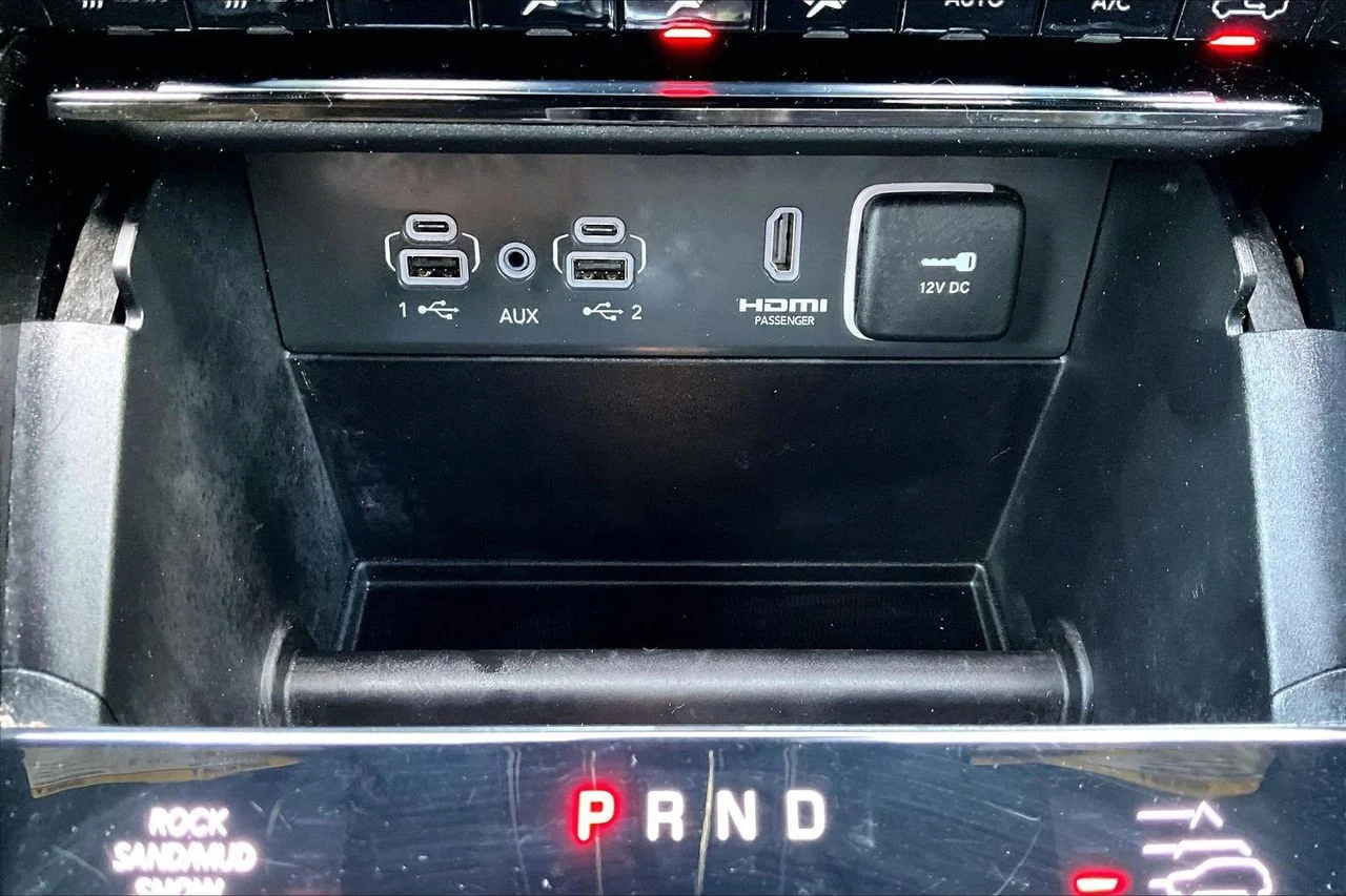 Used 2023 Red Jeep Overland 4xe image 17