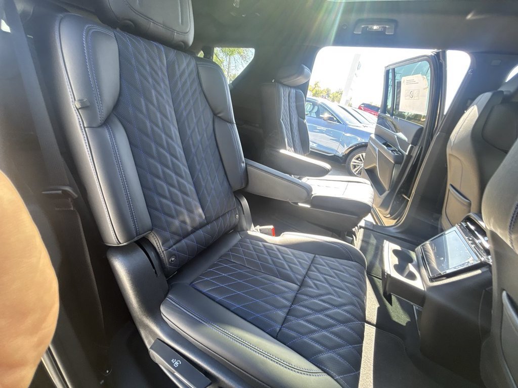 2026 Cadillac Escalade IQL Luxury - Photo 34