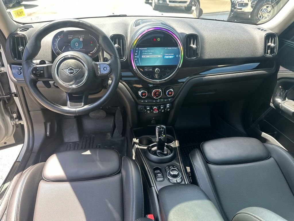 Used 2022 White MINI  image 27