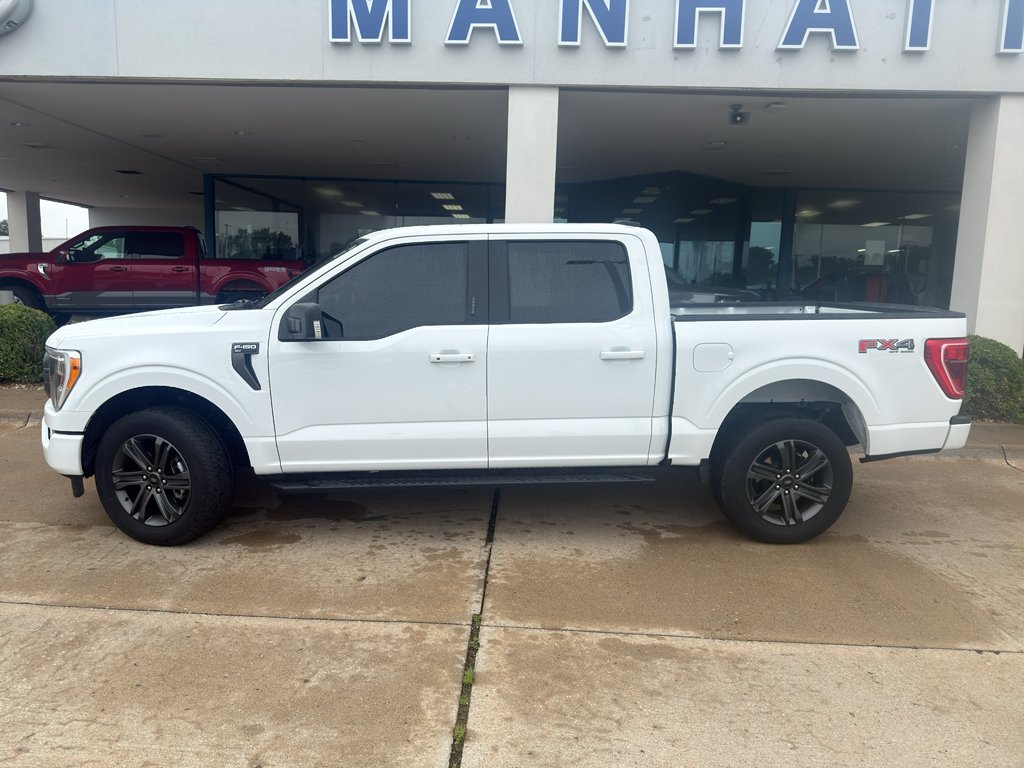 Used 2023 Oxford White Ford XLT image 14
