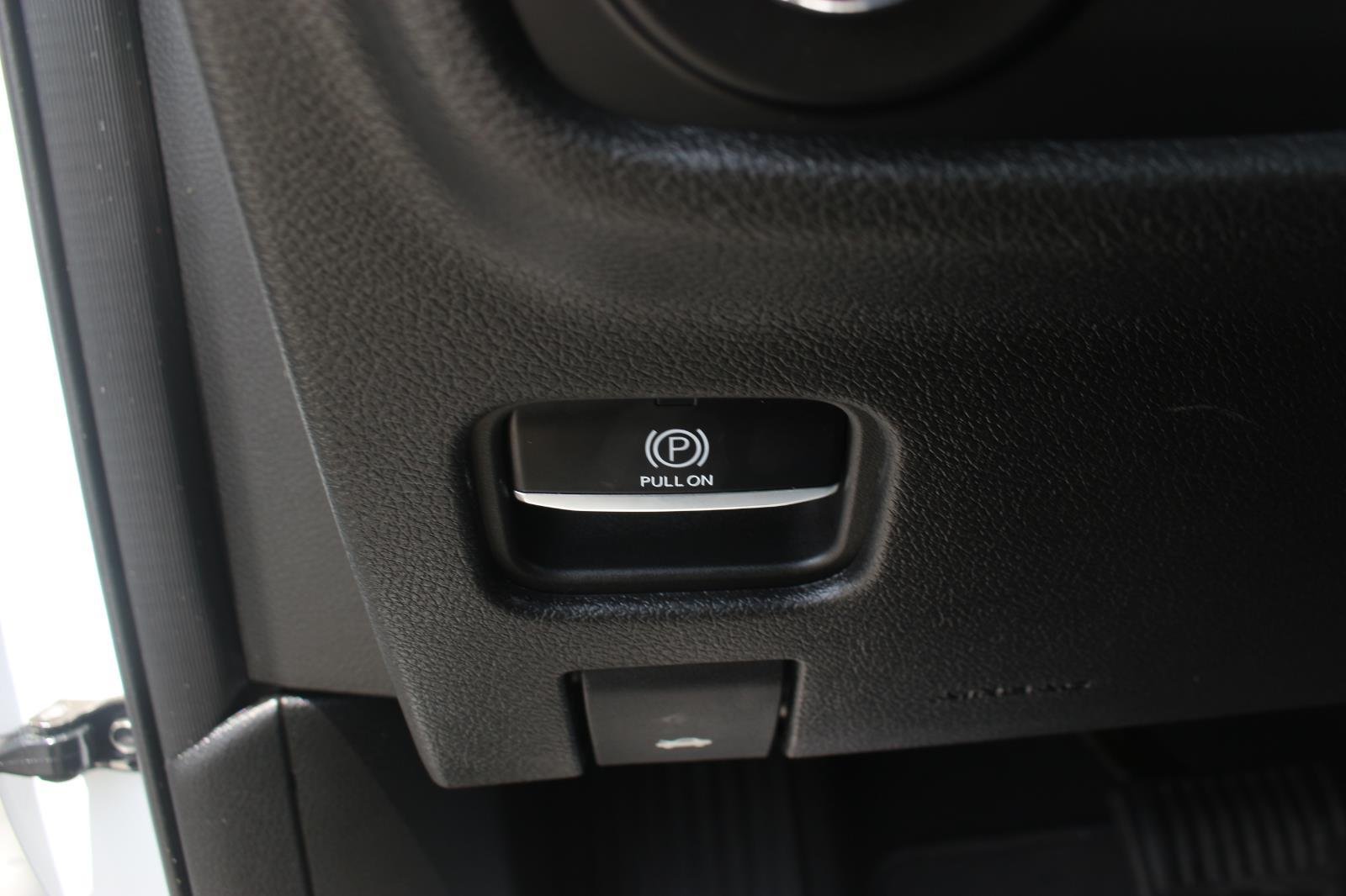 Used 2024 White Jeep 4x4 image 28