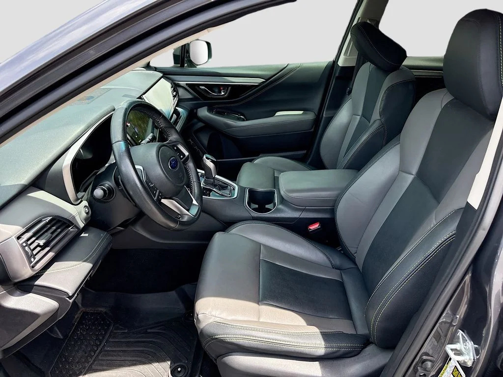 Used 2022 Gray Metallic Subaru Onyx Edition XT image 21