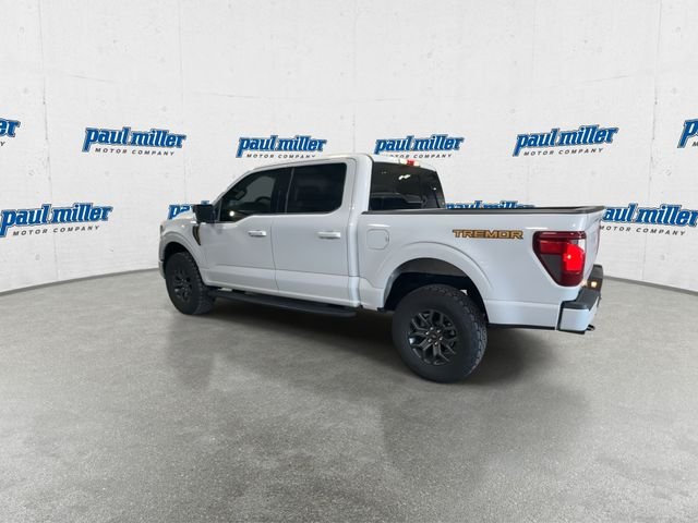 Used 2025 White Metallic Ford Tremor image 7