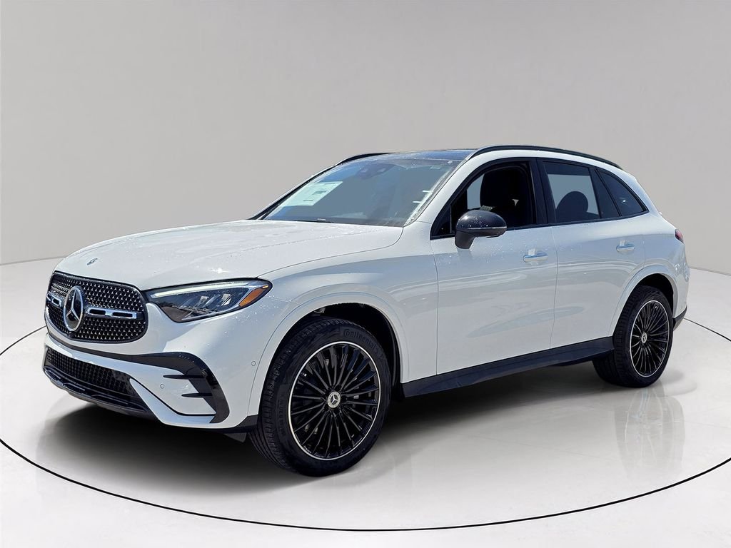 New 2026 Polar White Mercedes-Benz GLC 300 image 3