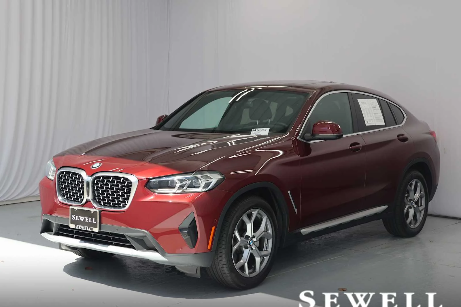 2025 BMW X4