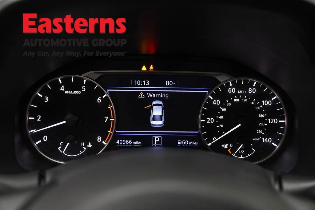 Used 2023 Gray Nissan 2.5 SV image 18