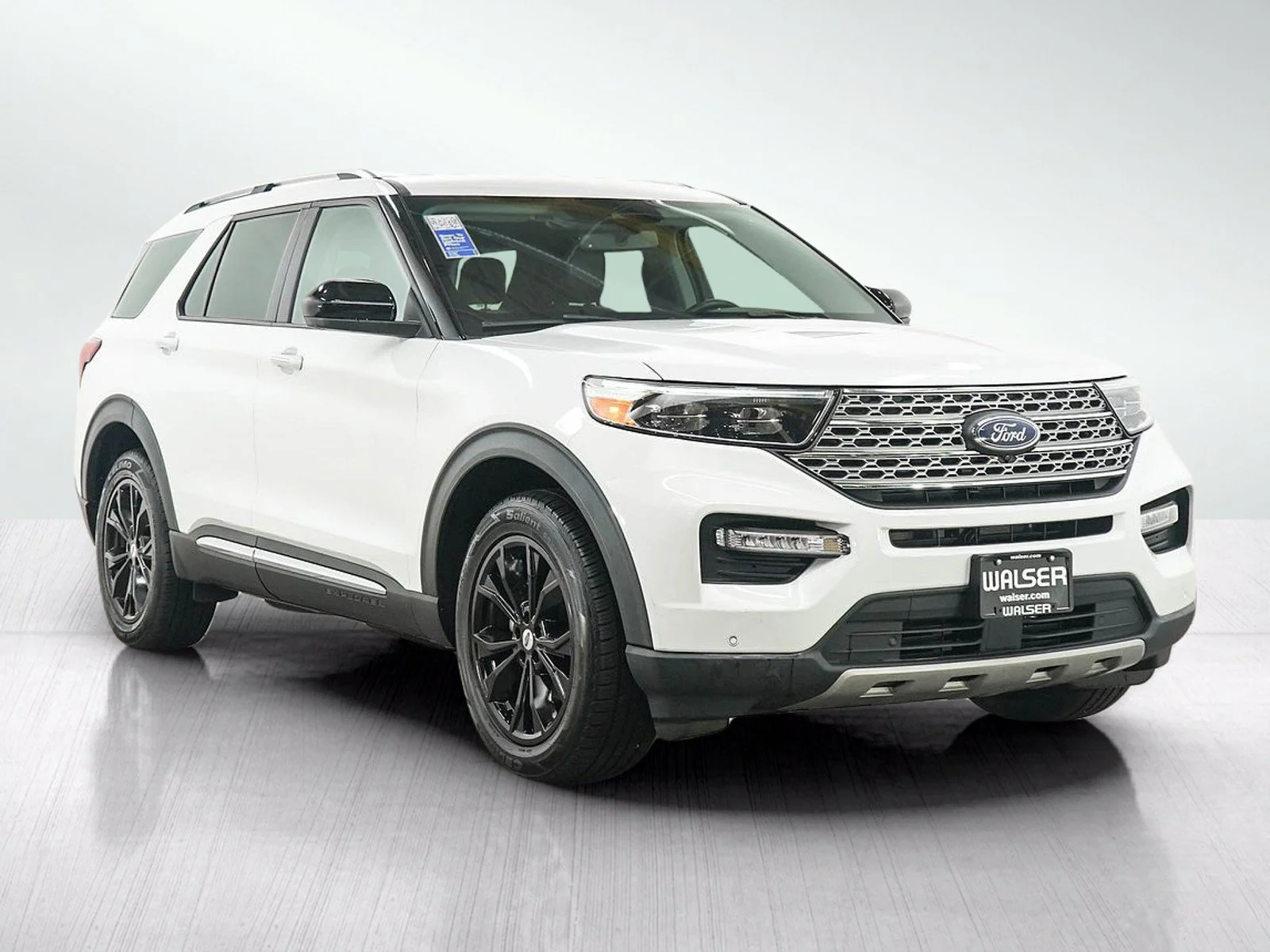 Used 2023 Oxford White Ford Limited image 7