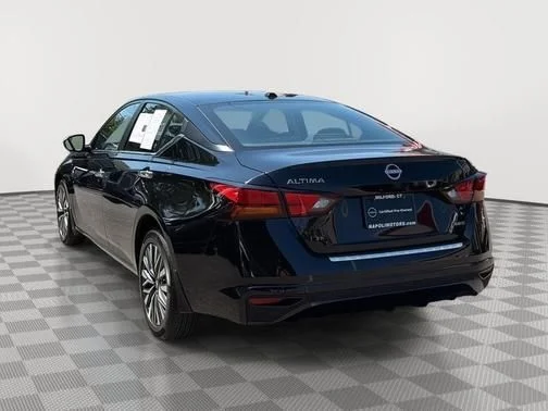 Certified Used 2023 Black Nissan 2.5 SV image 5
