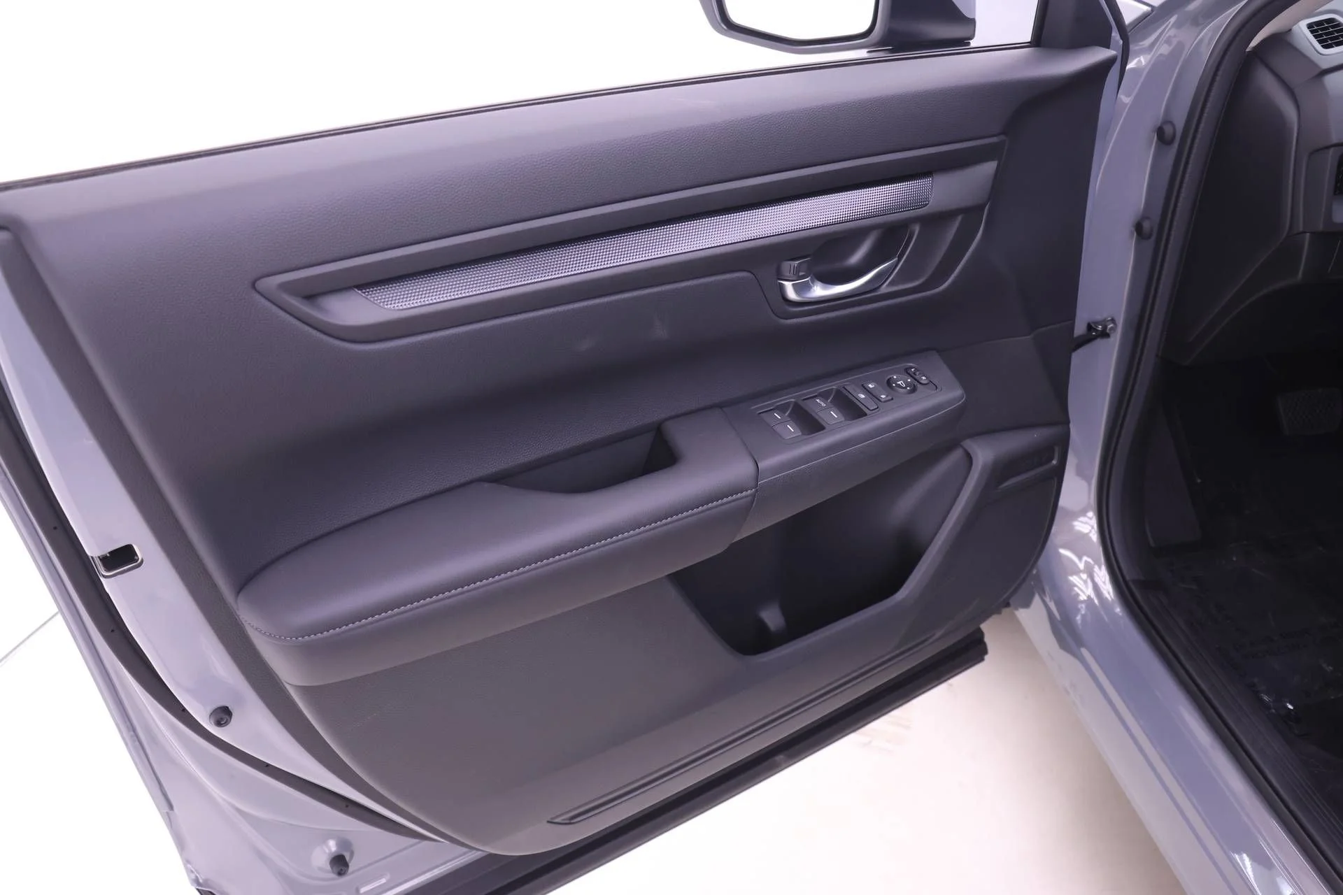 New 2026 Urban Gray Pearl Honda LX image 9