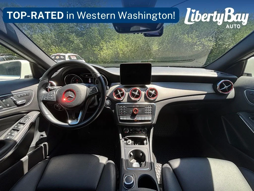 Used 2019 White Mercedes-Benz GLA 250 image 21