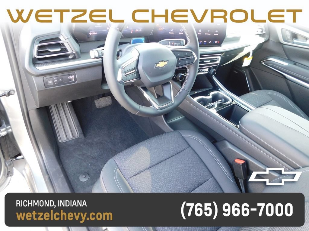 2027 Chevrolet Traverse LT - Photo 14