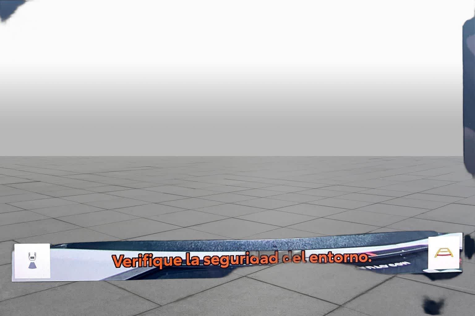 Used 2025 Ice Cap Toyota XLE image 26