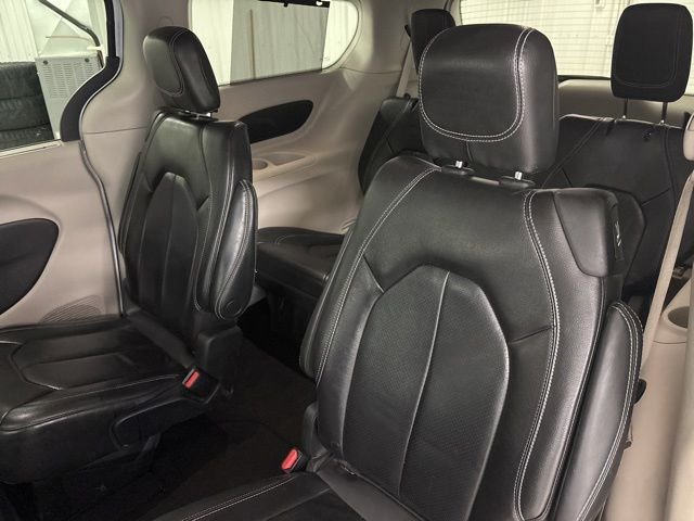 Used 2022 White Chrysler Touring L image 30