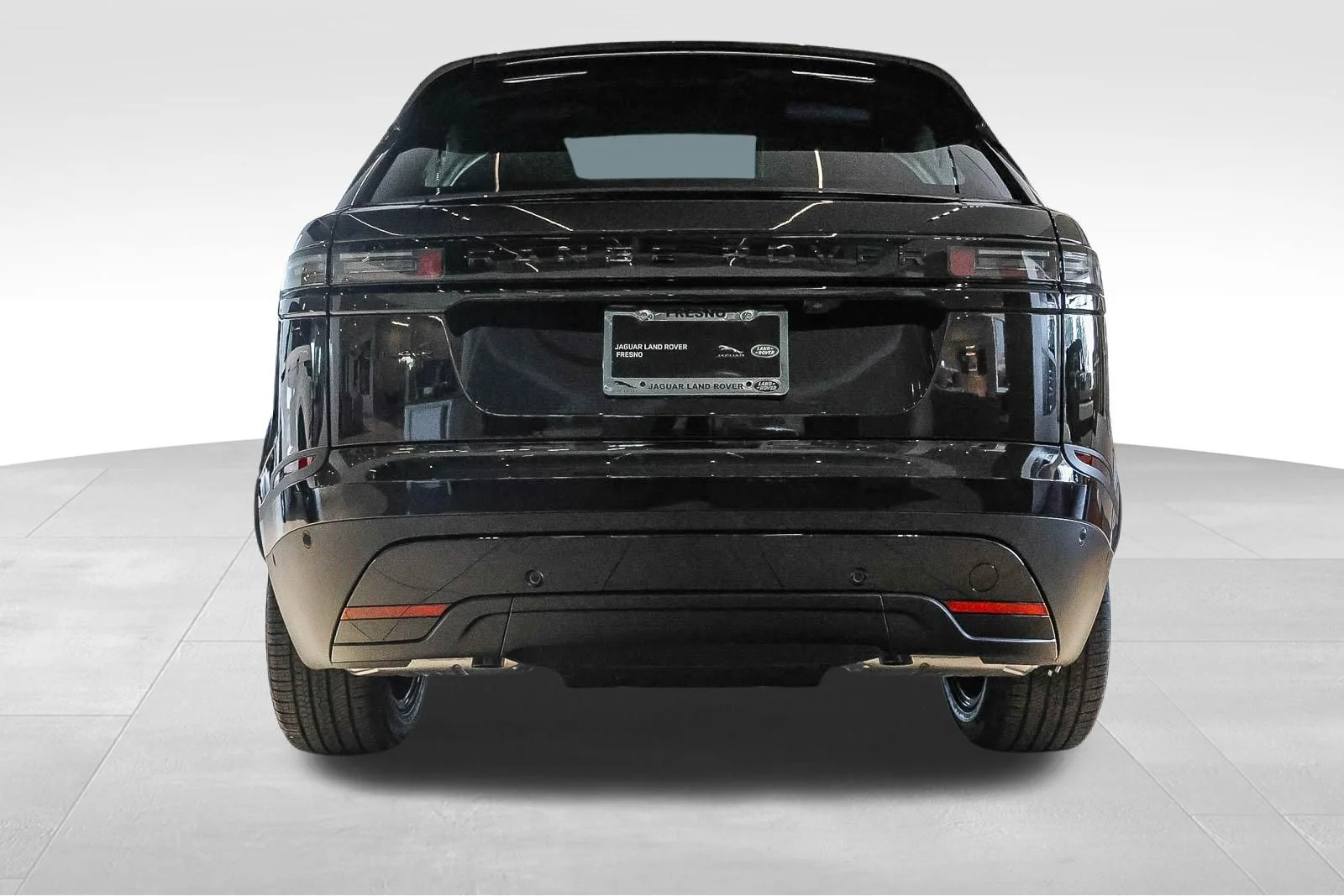 New 2026 Santorini Black Land Rover S image 5