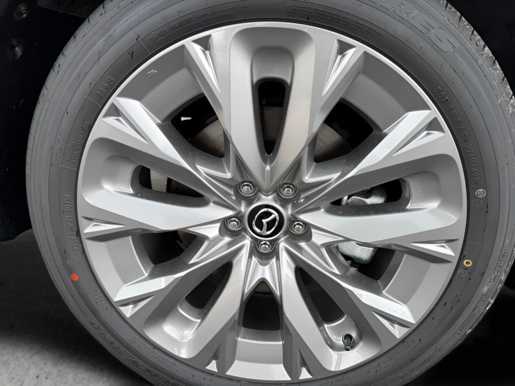 New 2026 Rhodium White Premium Mazda 3.3 Turbo Preferred image 9