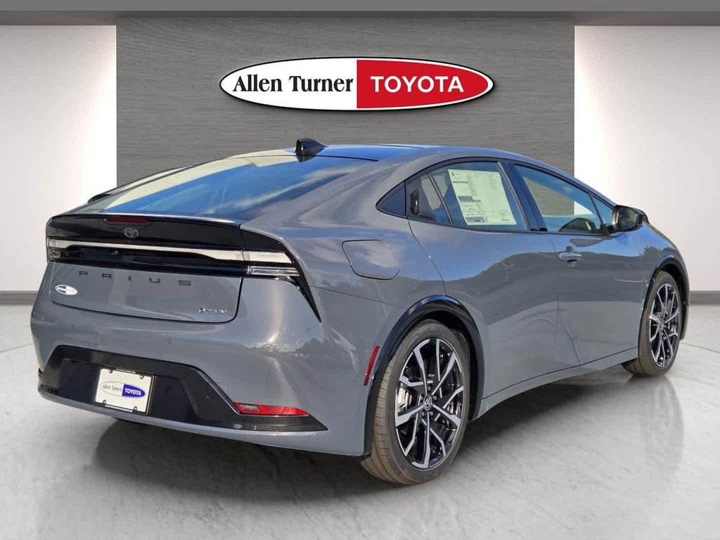 New 2026 Guardian Gray Toyota XSE image 5