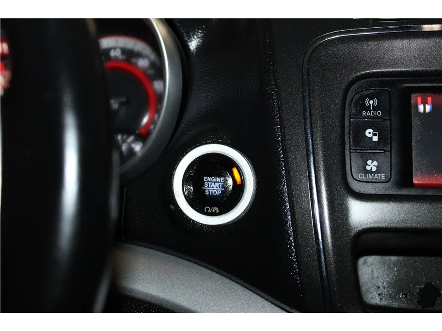 Used 2018 Vice White Dodge SE image 28