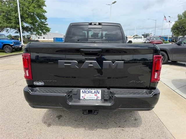 New 2026 Diamond Black Crystal Pearl-Coat Exterior Paint RAM Limited image 5