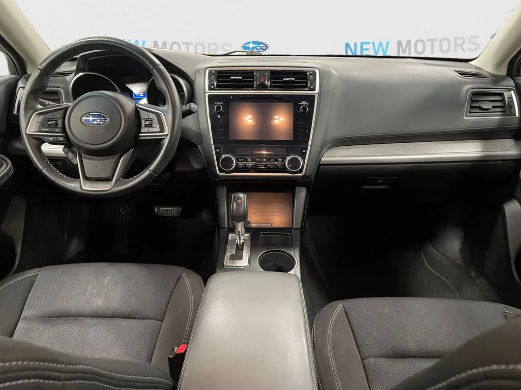 Used 2018 Crimson Red Pearl Subaru 2.5i image 10