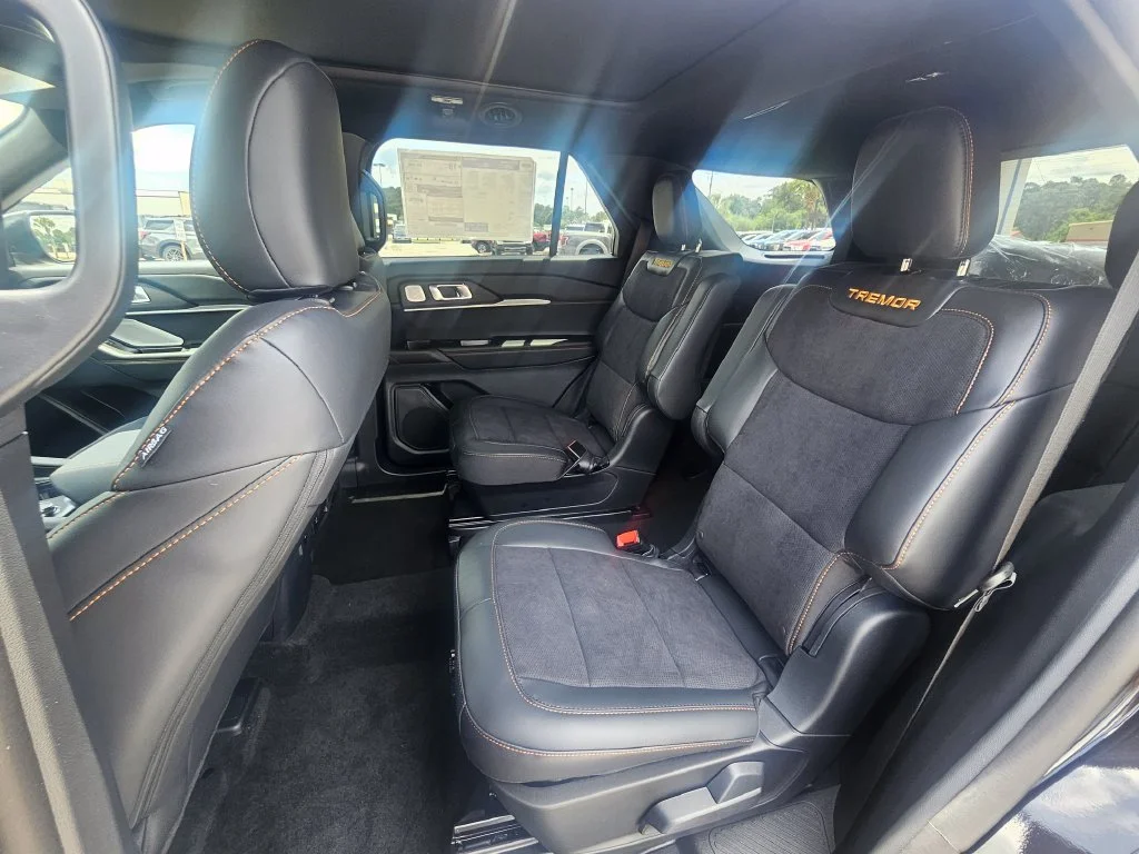 New 2026 Agate Black Metallic Ford Tremor® image 14