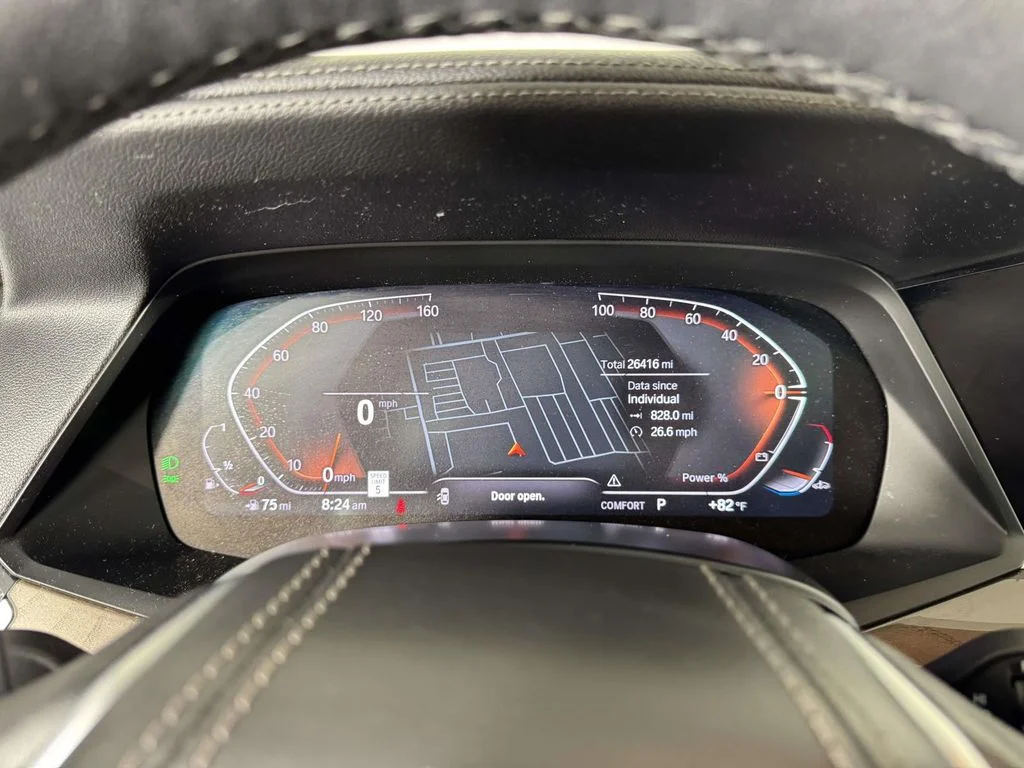 Used 2022 Black BMW xDrive40i image 3