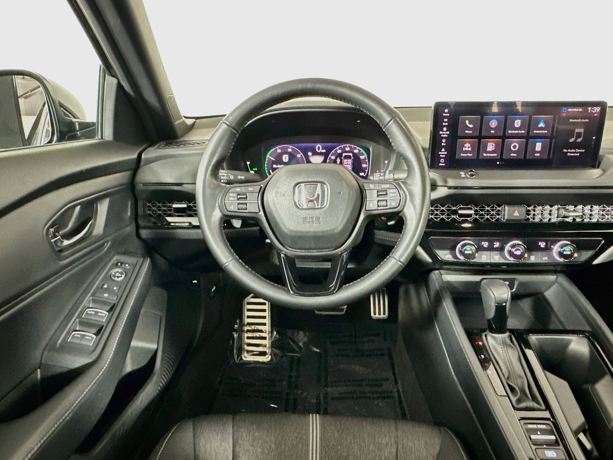Used 2024  Honda Sport image 21