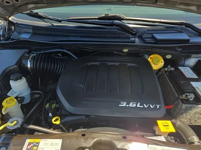 Used 2018 Silver Dodge SE image 14