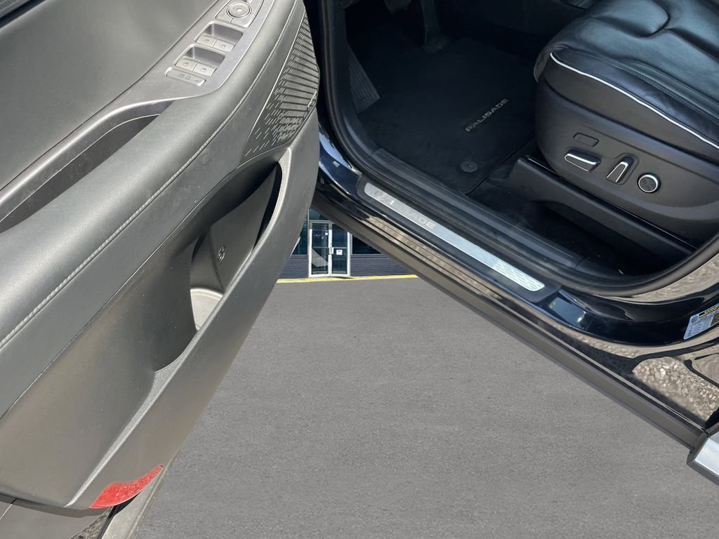 2024 Hyundai Palisade Limited - Photo 12