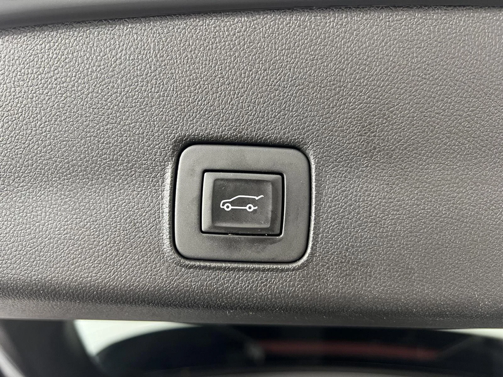 Used 2024 Sterling Gray Metallic Chevrolet ACTIV image 22